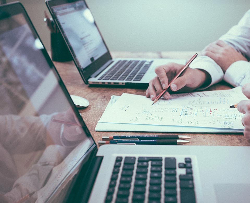 Te guiamos en cada paso legal y financiero para adquirir propiedades en México de forma segura, clara y sin estrés.